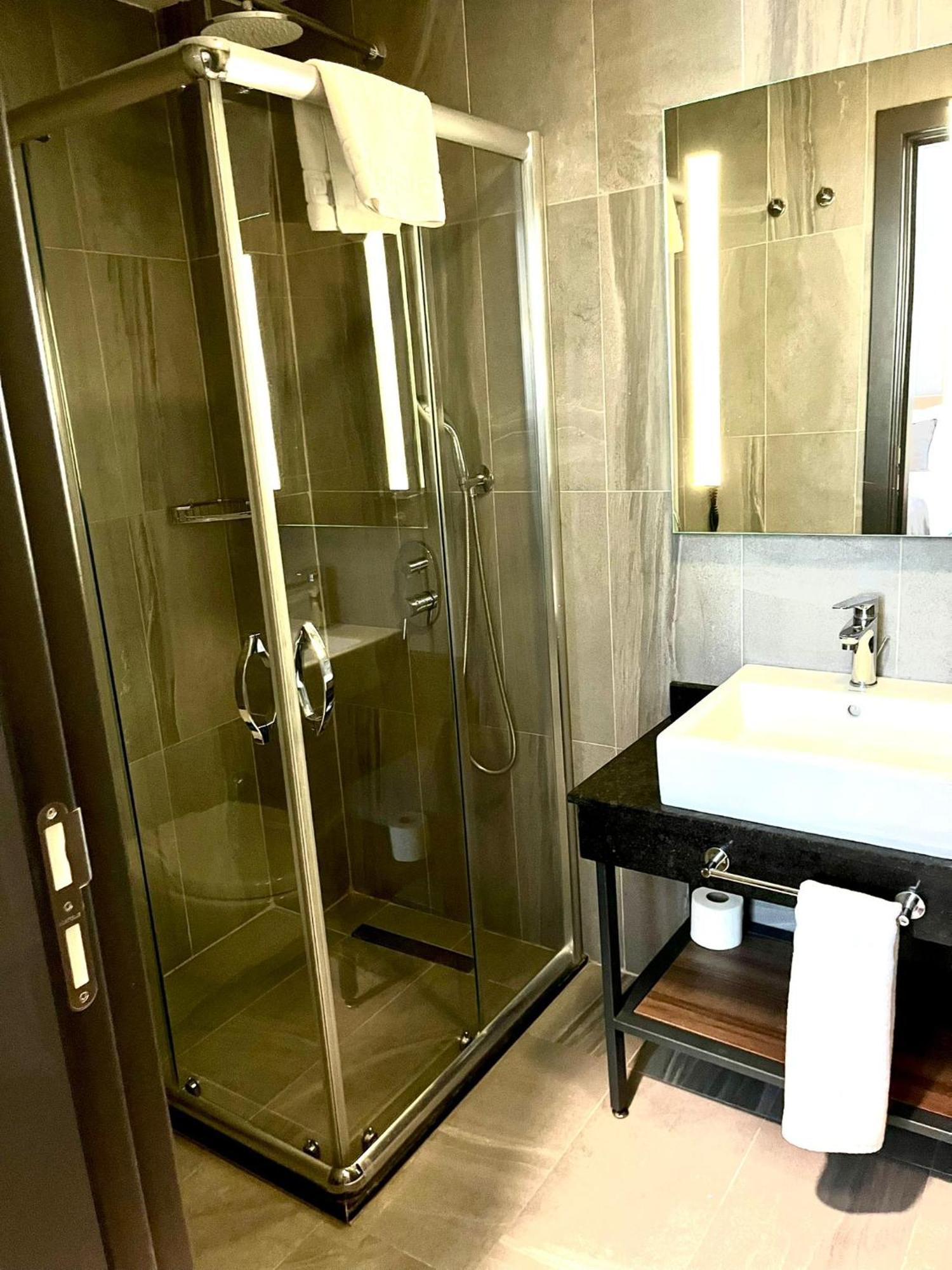 Hotel Falcon 1511